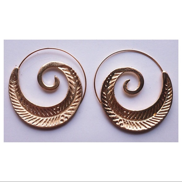 Boutique Jewelry - Hoop BOHO Earrings Round Swirl Coil GoldTone Metal